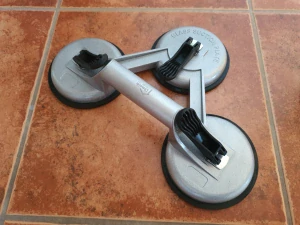 Přísavka hliníková trojitá max. 160 kg - Profi