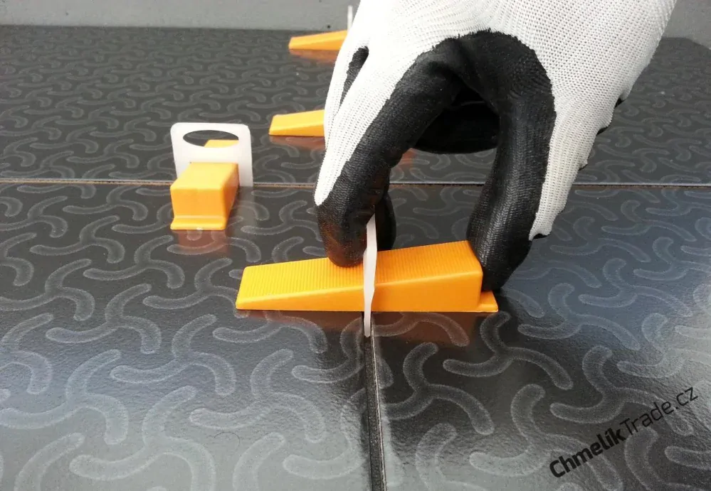 Komfortní kovové nastavitelné kleště aplikační Fixlevel