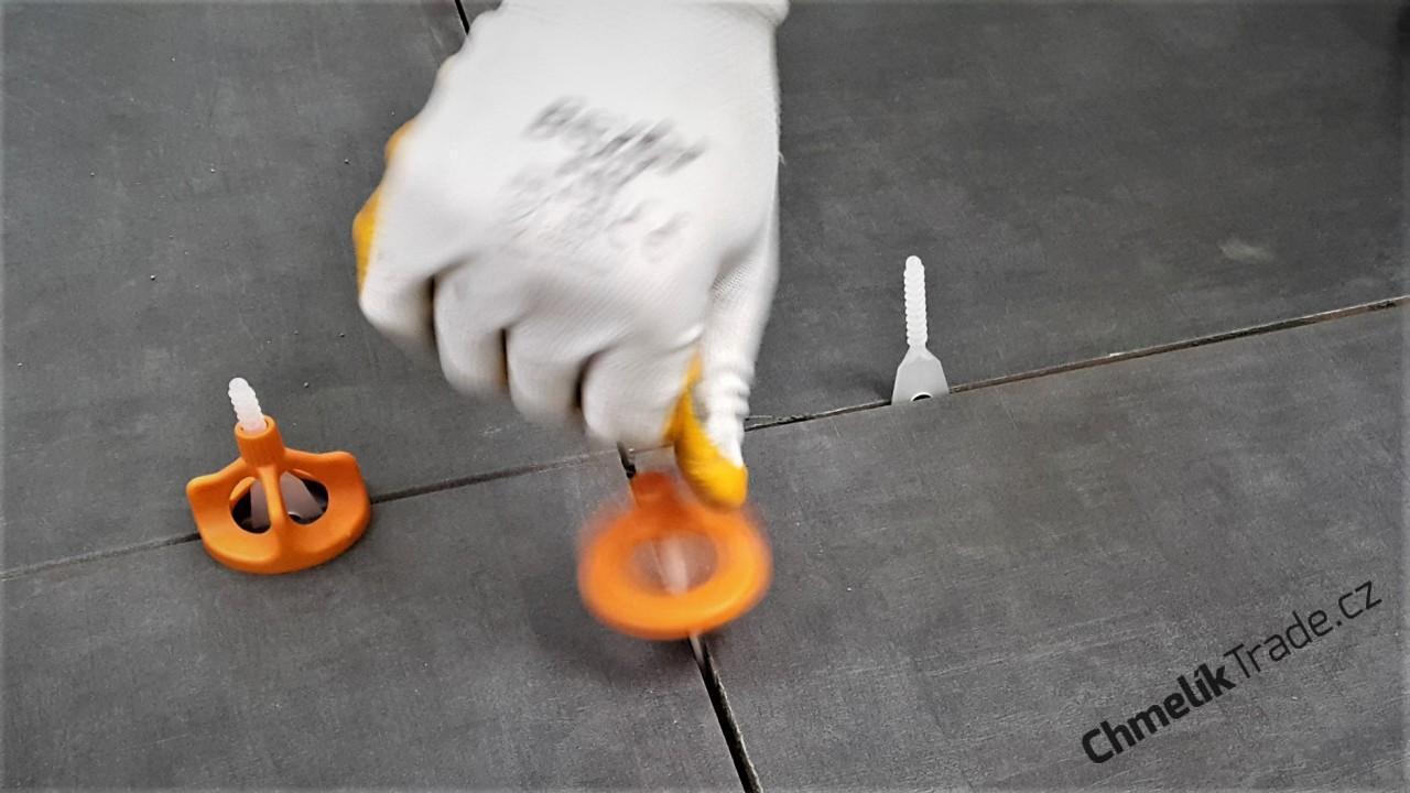 Distanční šroub Fixlevel (100ks/balení) pro dlaždice tloušťky 3-23 mm